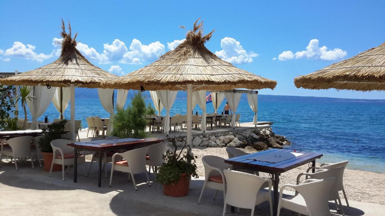 Arya Appartement Podstrana Buitenkant foto
