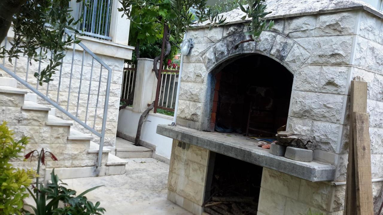 Arya Appartement Podstrana Buitenkant foto