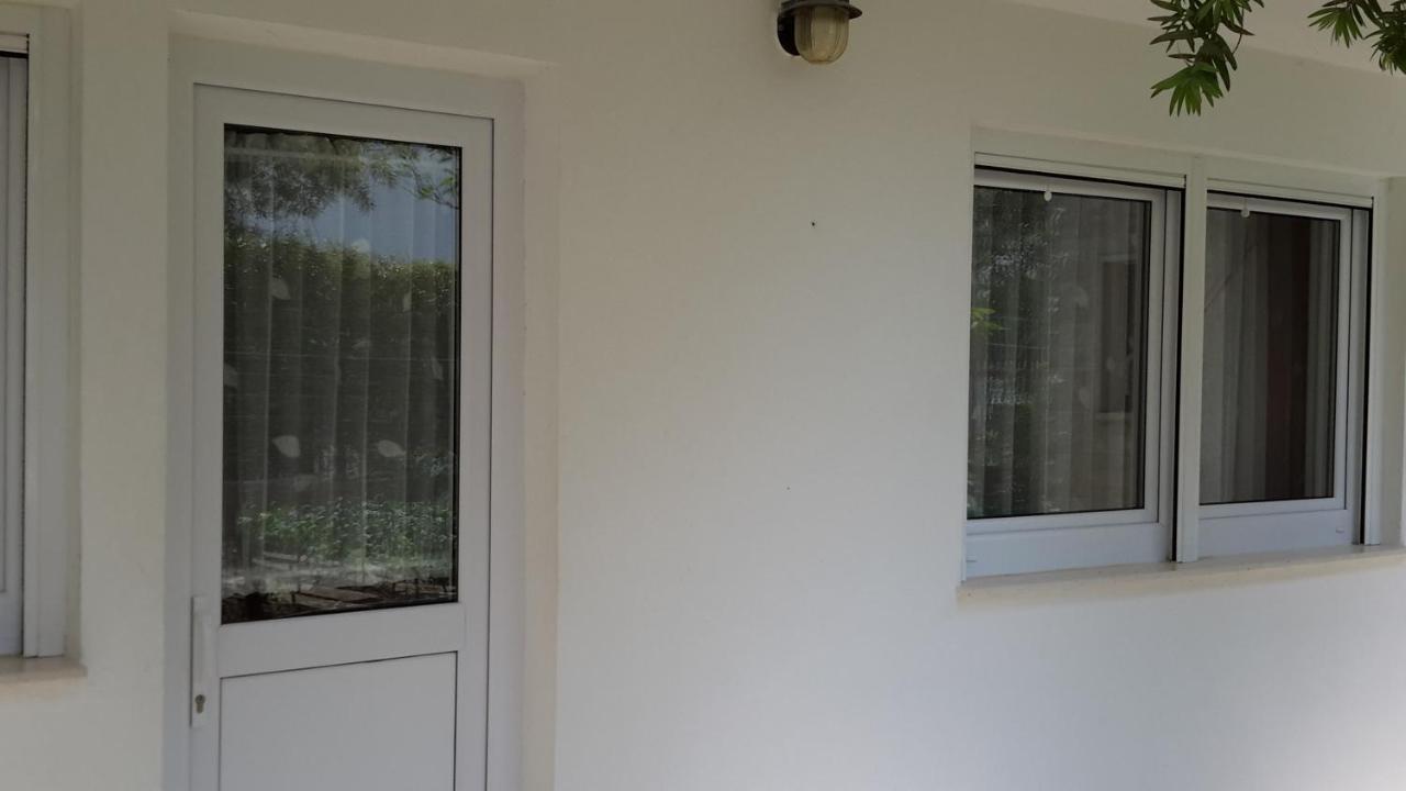 Arya Appartement Podstrana Buitenkant foto