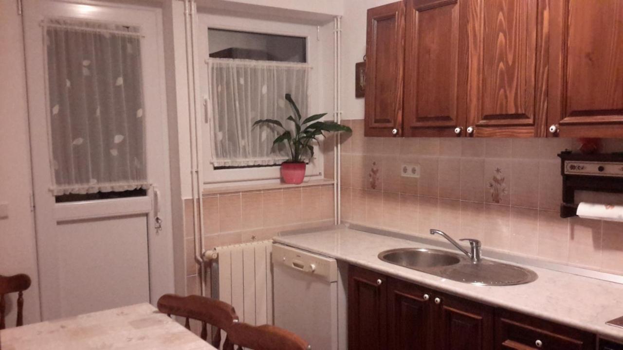 Arya Appartement Podstrana Buitenkant foto